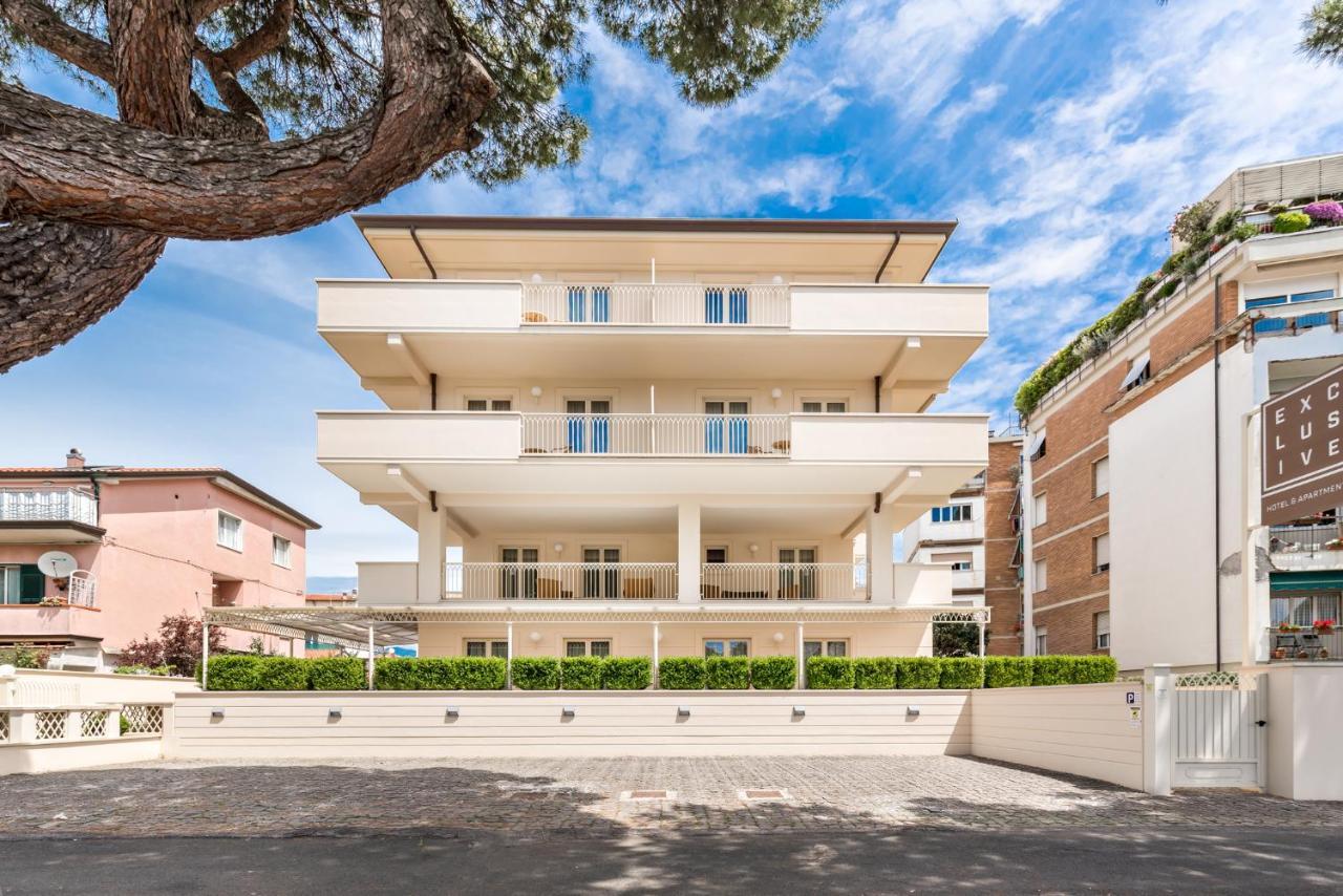 Hotel & Residence Exclusive Marina Di Carrara Exterior foto
