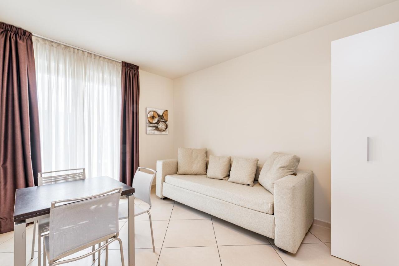 Hotel & Residence Exclusive Marina Di Carrara Exterior foto